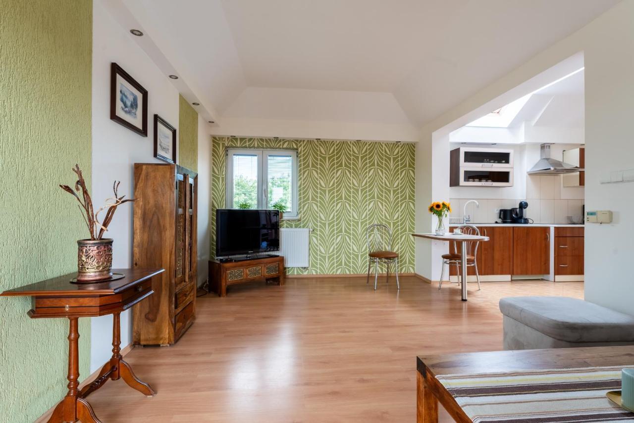 Apartament Green Hill Z Balkonem I Widokiem Na Karkonosze - Space Apart Jelenia Góra Zewnętrze zdjęcie